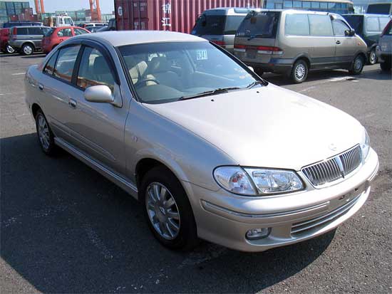 2002 Nissan Bluebird Pictures