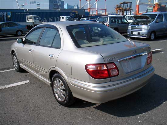 2002 Nissan Bluebird Photos