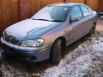 2002 Nissan Bluebird Photos