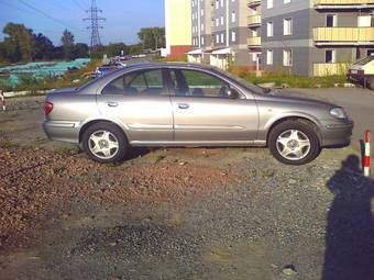 2002 Nissan Bluebird Pictures