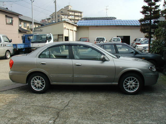 2003 Nissan Bluebird Pictures