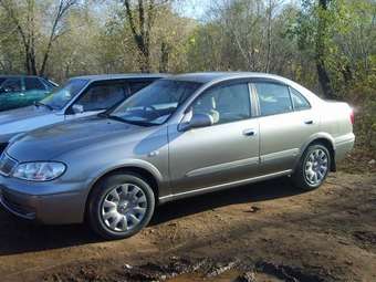 2003 Nissan Bluebird Photos