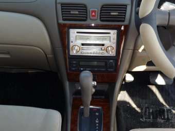 2003 Nissan Bluebird Pics