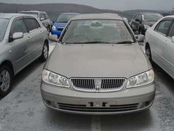 2003 Nissan Bluebird Pictures