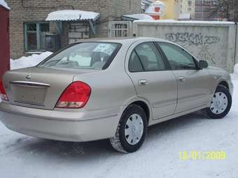 2003 Nissan Bluebird Images