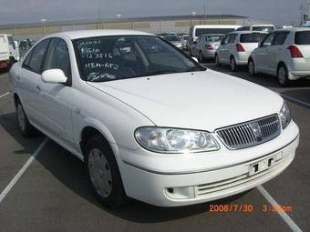 2003 Nissan Bluebird Photos