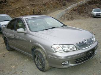 2003 Nissan Bluebird Images