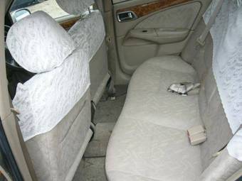 2003 Nissan Bluebird Pictures