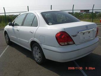 2003 Nissan Bluebird Wallpapers