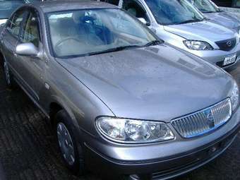 2004 Nissan Bluebird Pics