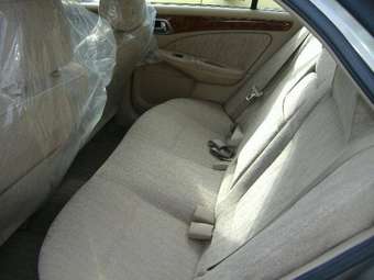 2004 Nissan Bluebird Pictures