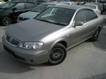 2004 Nissan Bluebird Photos