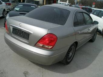 2004 Nissan Bluebird Pictures