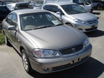 2005 Nissan Bluebird Pictures