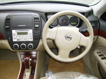 2007 Nissan Bluebird Pictures