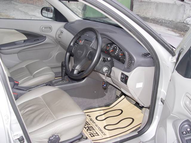 2000 Nissan Bluebird Sylphy