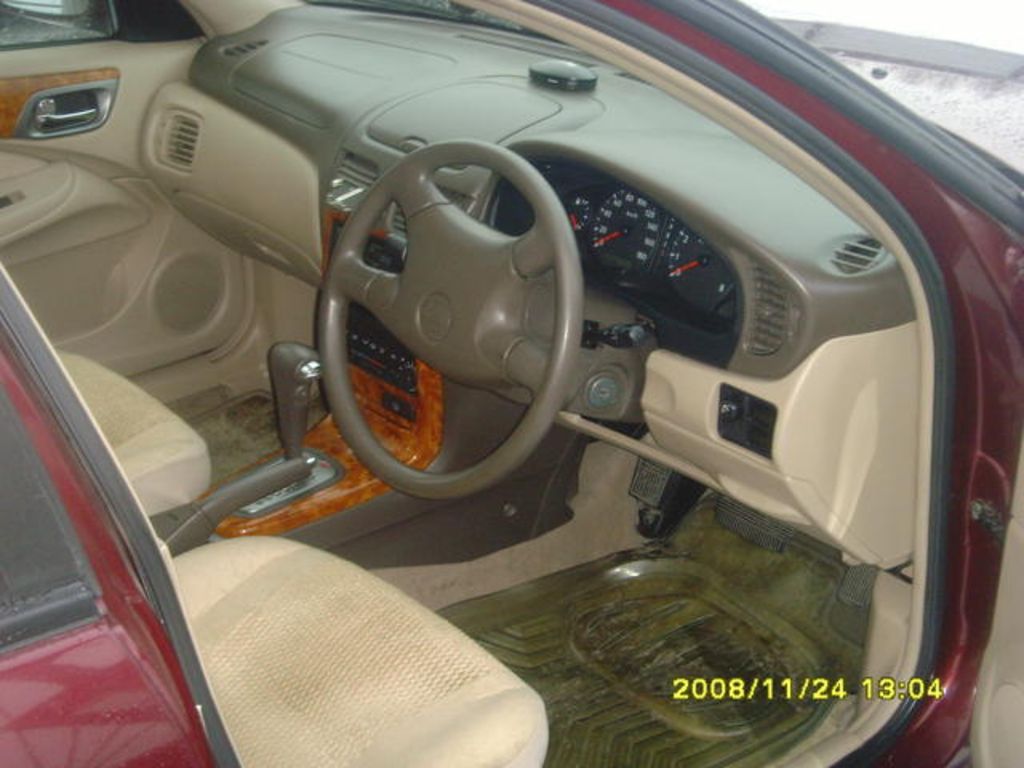 2000 Nissan Bluebird Sylphy