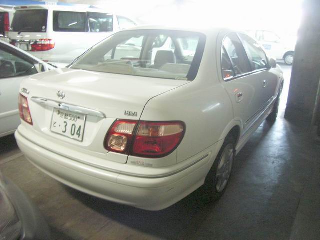 2000 Nissan Bluebird Sylphy Pictures