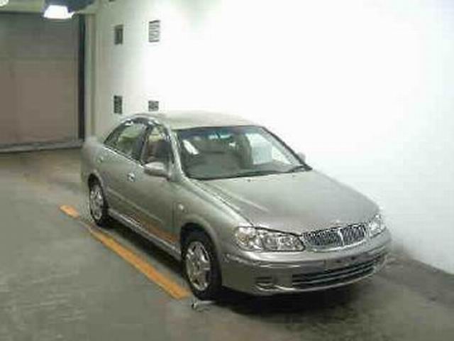 2000 Nissan Bluebird Sylphy Images
