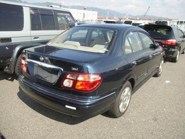 2000 Nissan Bluebird Sylphy Pictures