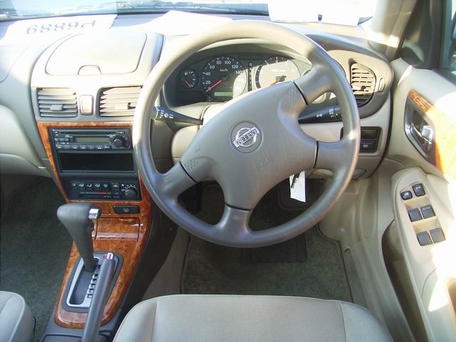 2000 Nissan Bluebird Sylphy Photos