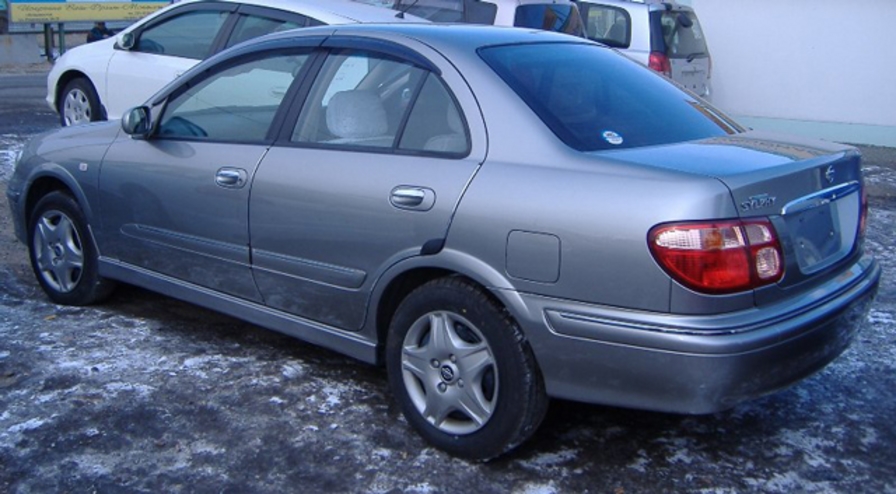 2000 Nissan Bluebird Sylphy Pics