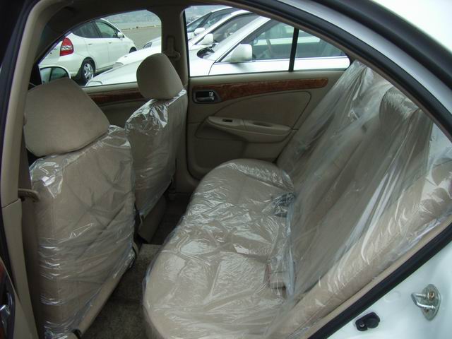 2000 Nissan Bluebird Sylphy Pictures