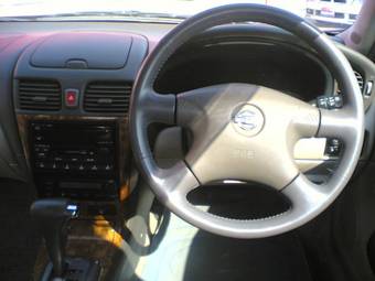 2000 Nissan Bluebird Sylphy Pics