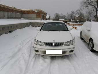 2000 Nissan Bluebird Sylphy Photos