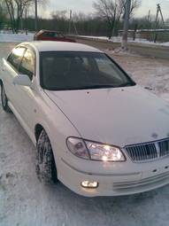 2000 Nissan Bluebird Sylphy Photos