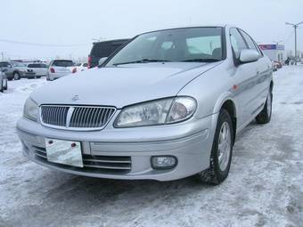 2000 Nissan Bluebird Sylphy Pictures