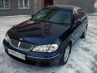 2000 Nissan Bluebird Sylphy Photos