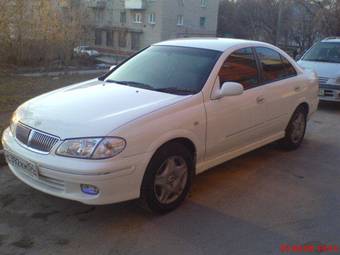 2000 Nissan Bluebird Sylphy Photos