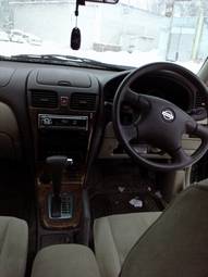 2000 Nissan Bluebird Sylphy Photos
