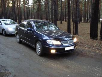 2000 Nissan Bluebird Sylphy Images