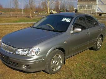 2000 Nissan Bluebird Sylphy Photos