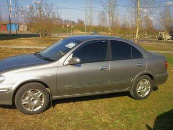 2000 Nissan Bluebird Sylphy Pictures