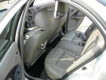 2000 Nissan Bluebird Sylphy Photos