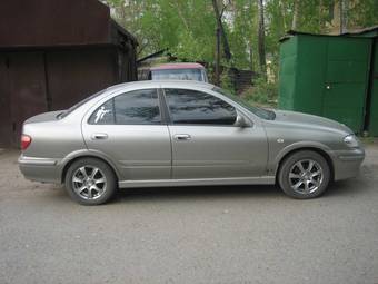 2000 Nissan Bluebird Sylphy Photos