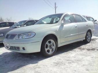 2000 Nissan Bluebird Sylphy Pics