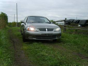 2000 Nissan Bluebird Sylphy Pictures