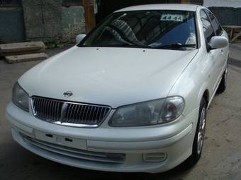 2000 Nissan Bluebird Sylphy Pictures