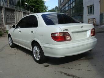 2000 Nissan Bluebird Sylphy Photos