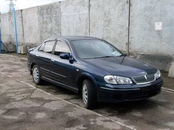 2000 Nissan Bluebird Sylphy Photos