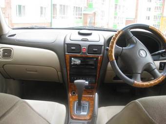 2000 Nissan Bluebird Sylphy Pictures