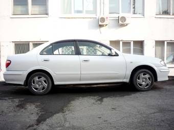 2000 Nissan Bluebird Sylphy Photos