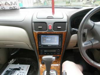 2000 Nissan Bluebird Sylphy Photos