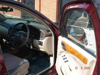 2000 Nissan Bluebird Sylphy Photos