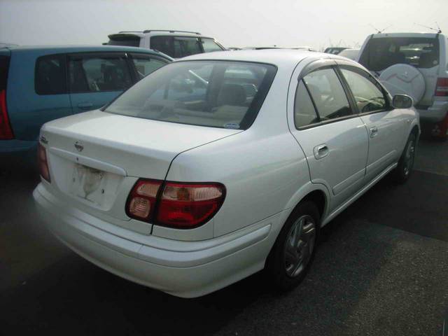 2001 Nissan Bluebird Sylphy