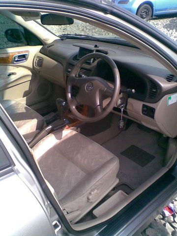 2001 Nissan Bluebird Sylphy